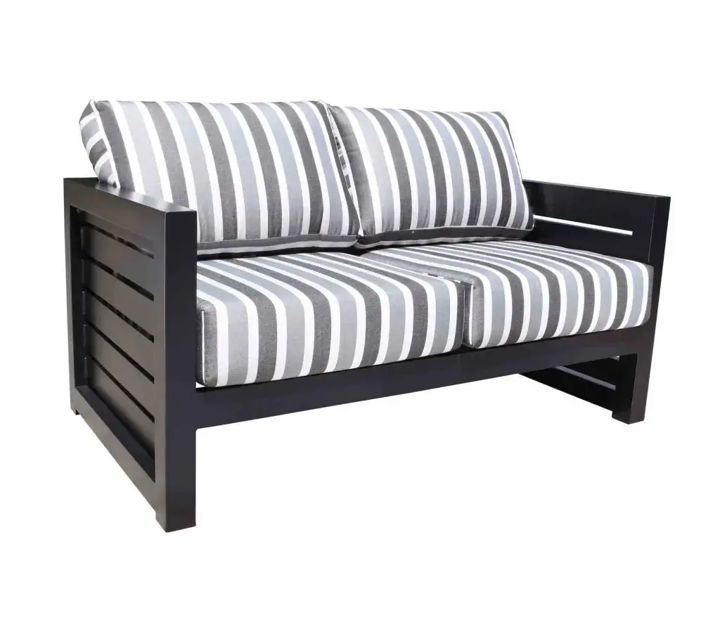 Lakeview Loveseat 1