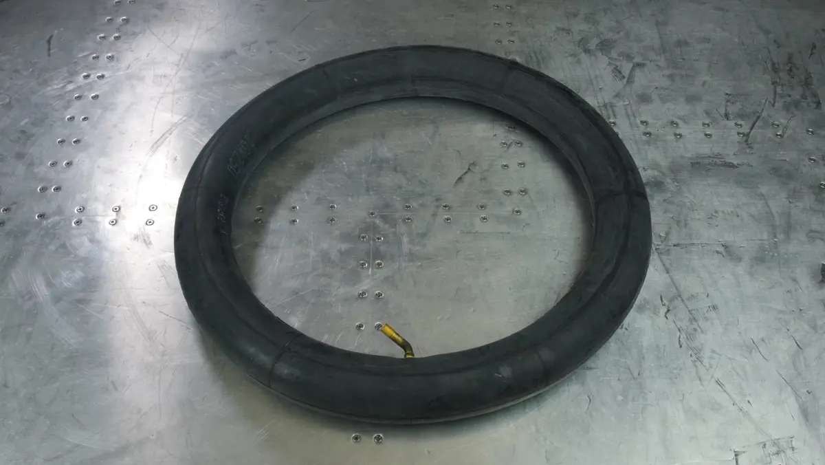 16X2.5 Inner Tube 1