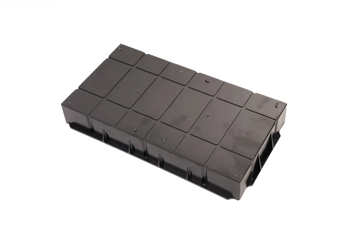 Commander Pro Battery Box 1
