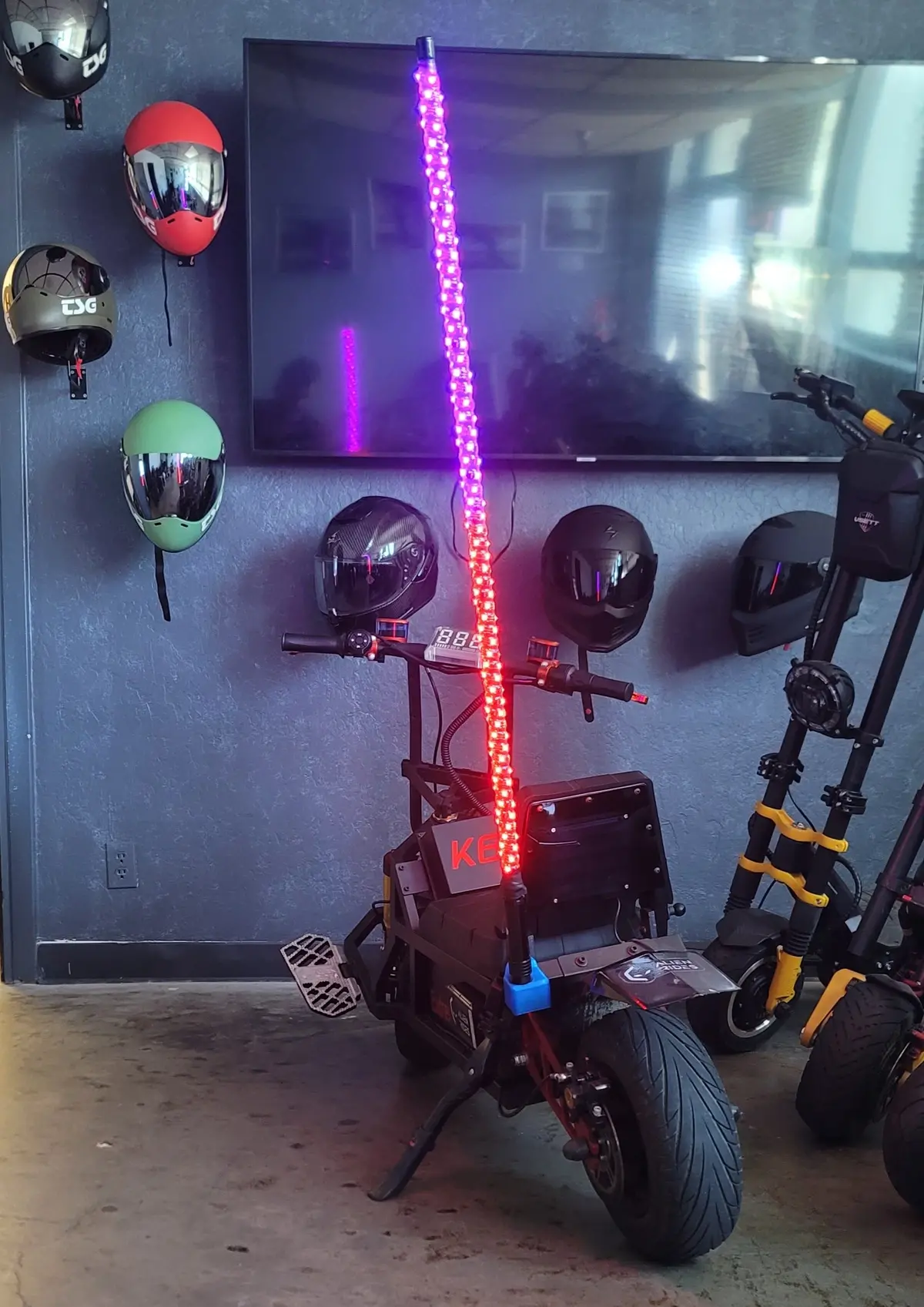 Extreme Bull K6 Led Buggy Whip 1