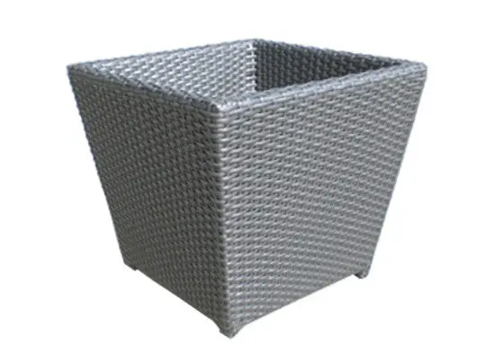 Patio Furniture Accessories 15'' Planter 1
