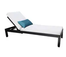 Apex Chaise Lounge 1