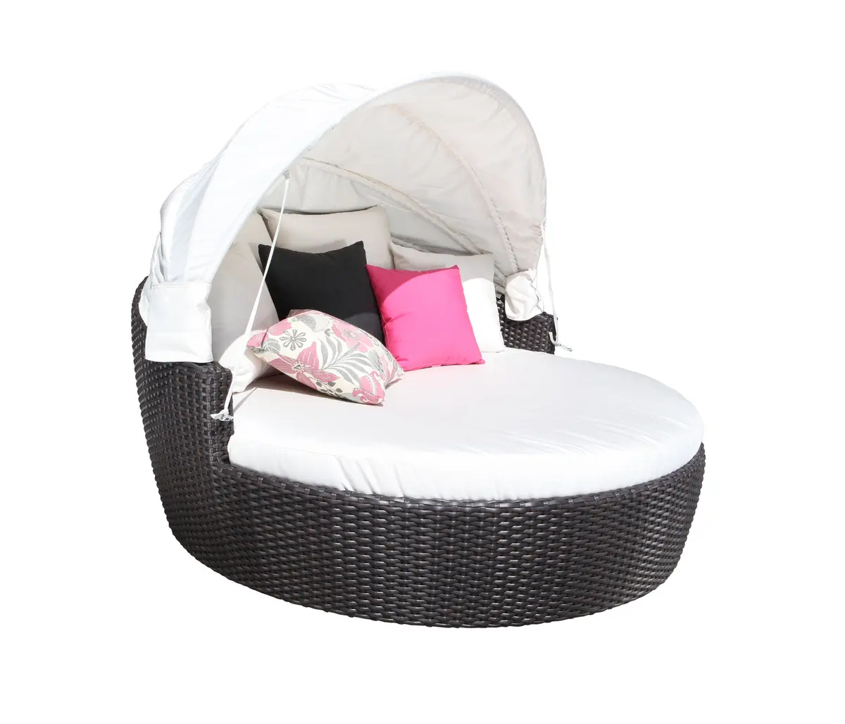Louvre Outdoor Daybed 1