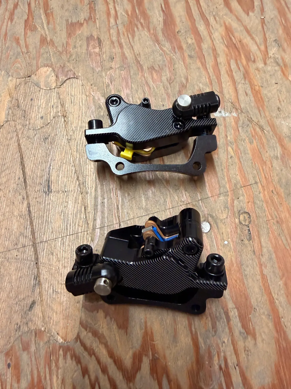 Ar9-10 Scooter Caliper Front And Rear 1