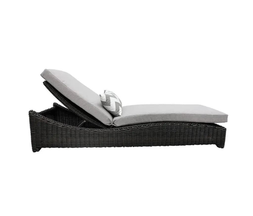 Monterrey 21" Chaise Lounge 1