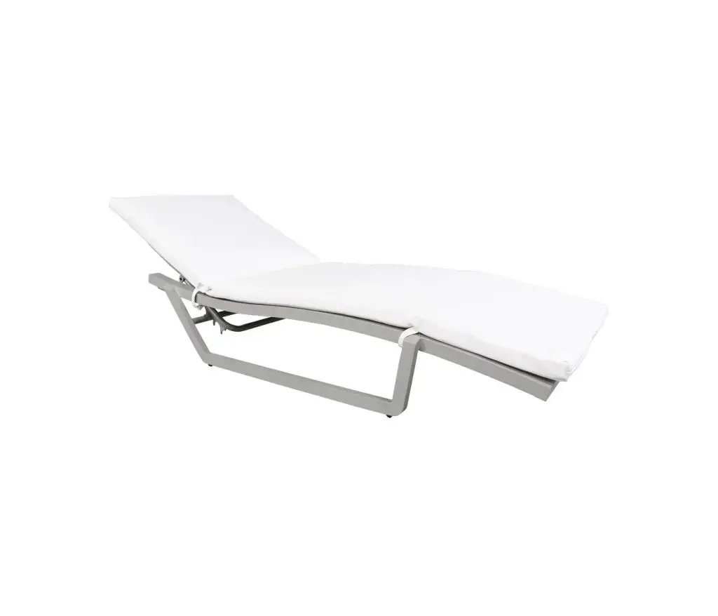 Nevis Chaise Lounge 1