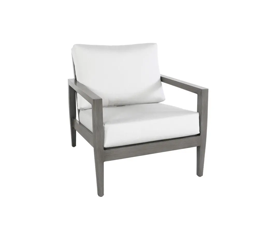 Studio Deep Seating 1