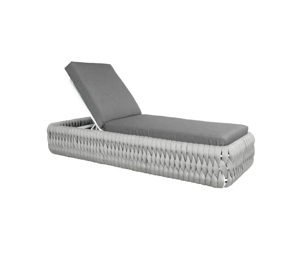 Trellis Chaise Lounge 1
