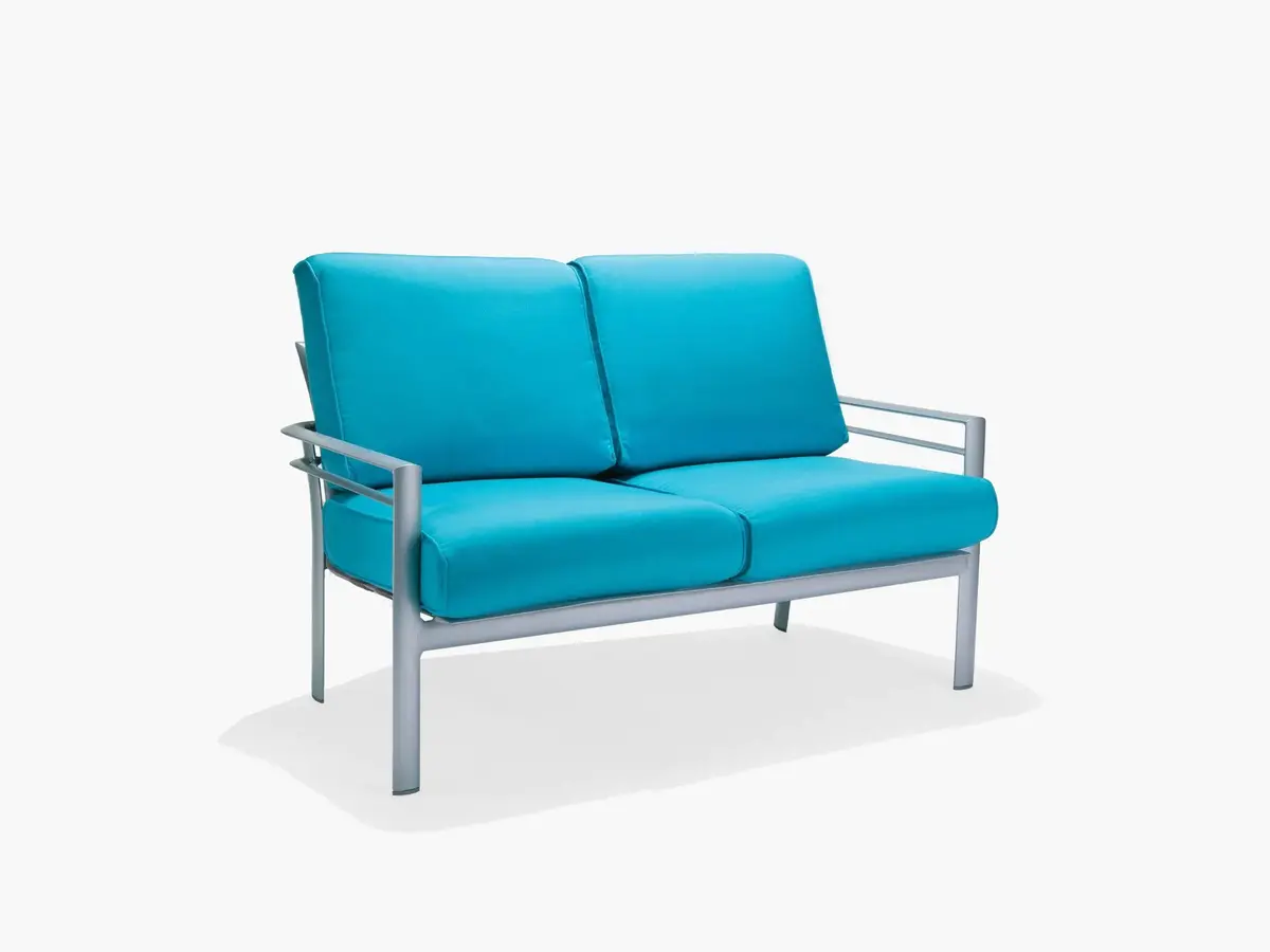 Southern Cay Cushion Loveseat 1