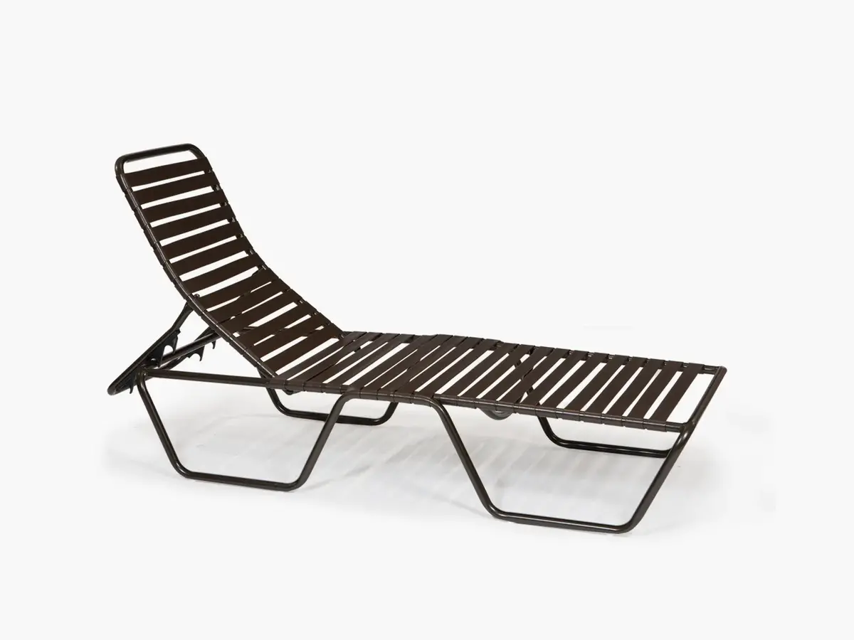 Splash Nesting Chaise - M4102 1