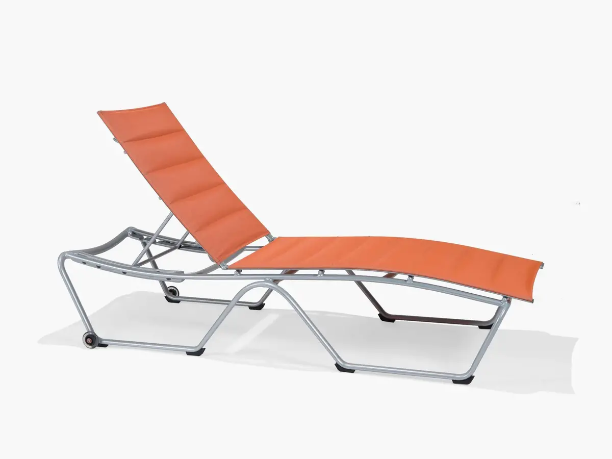Shoreline Padded Stacking Chaise Lounge 1