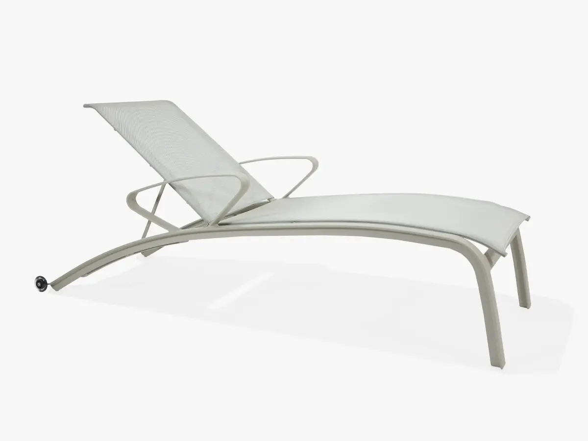 Edge Sling Chaise Lounge - M5209s 1
