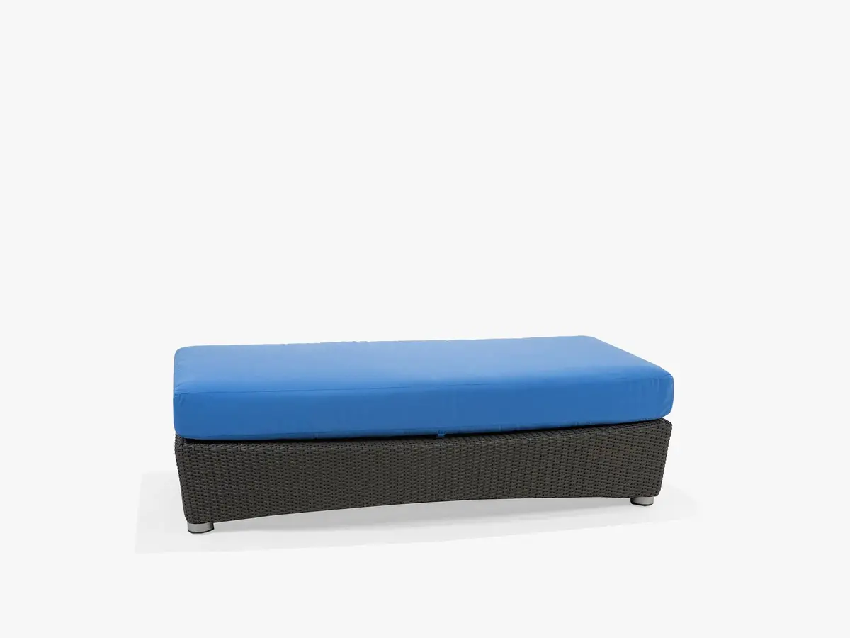 Lantana Grande Ottoman 1