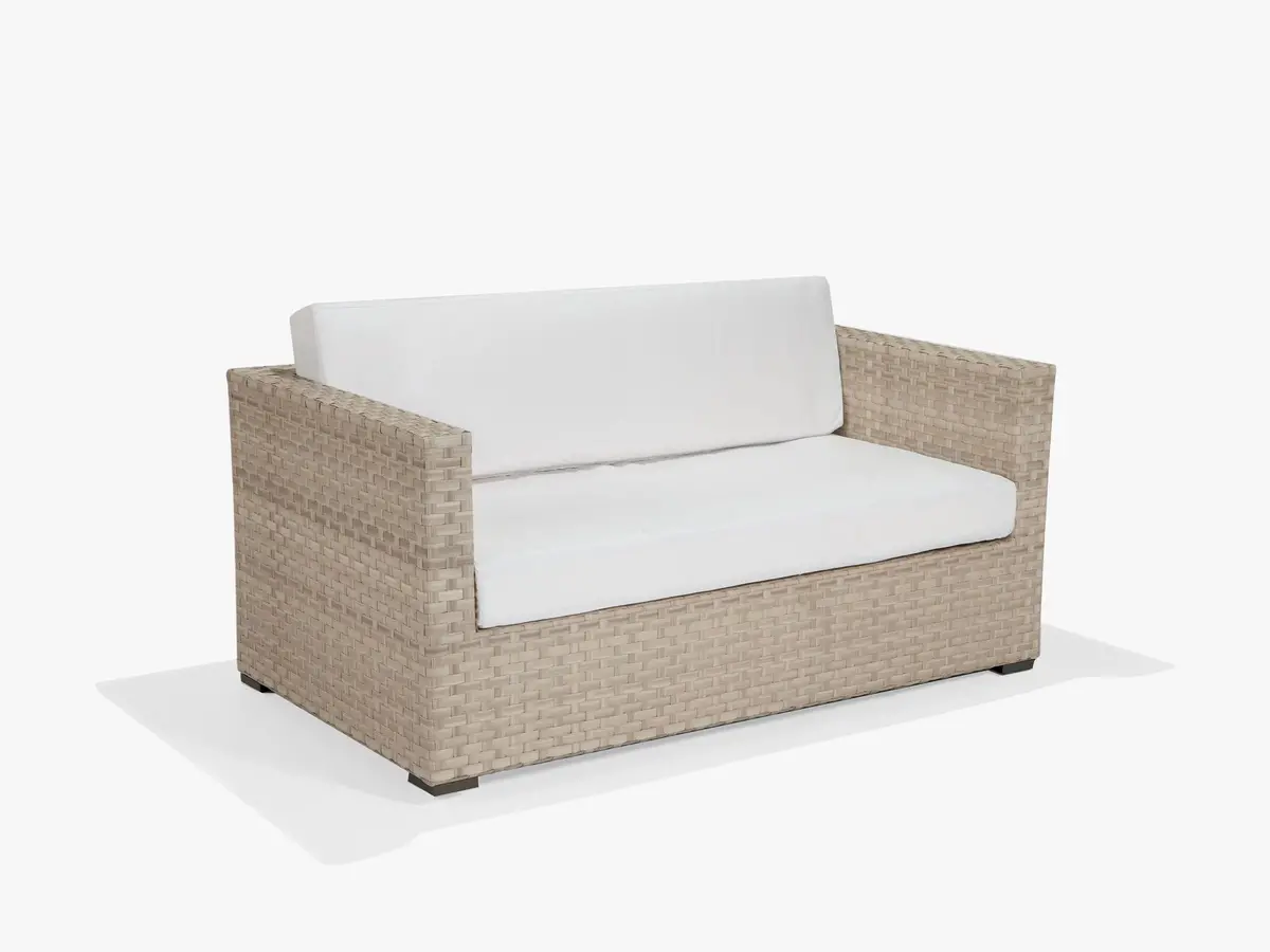 Nexus Grande Lounger 1
