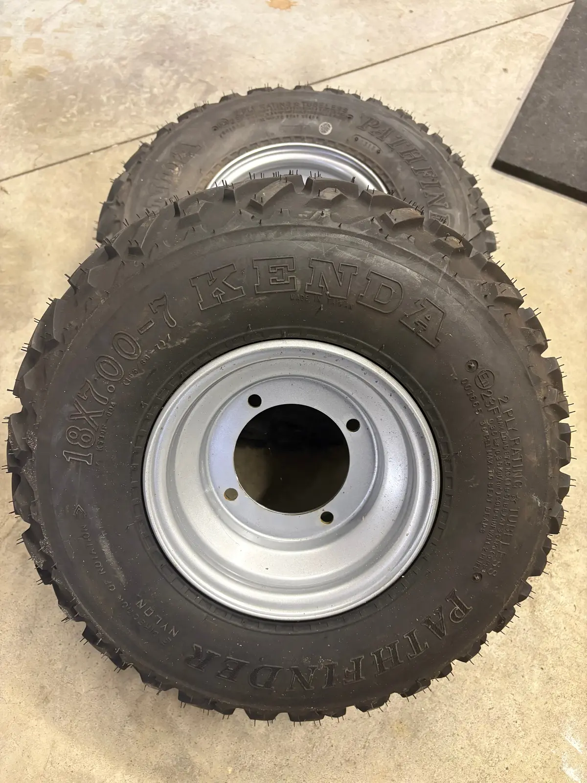 New Takeoff Rear Wheels & Tires 1